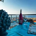 아파트 Sole Blue